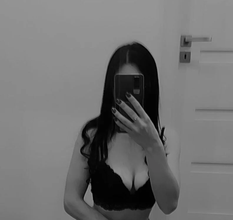 Molly_Crazy_ offline chatrum