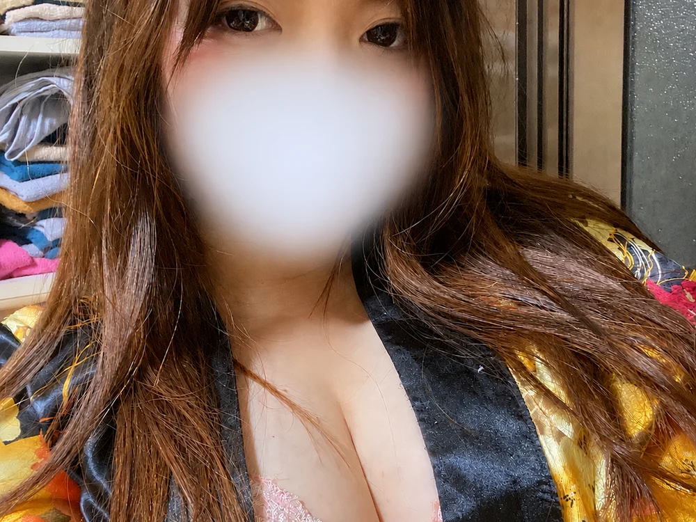 saya_mapiko's Offline XXX Chat