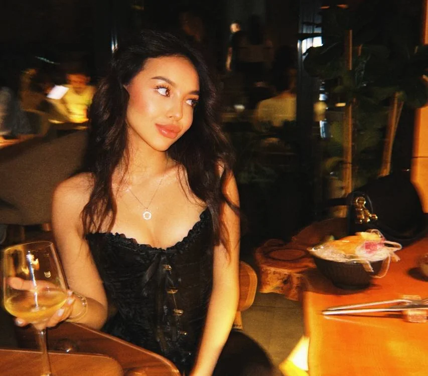 Offline XXX chat modela lunaliii