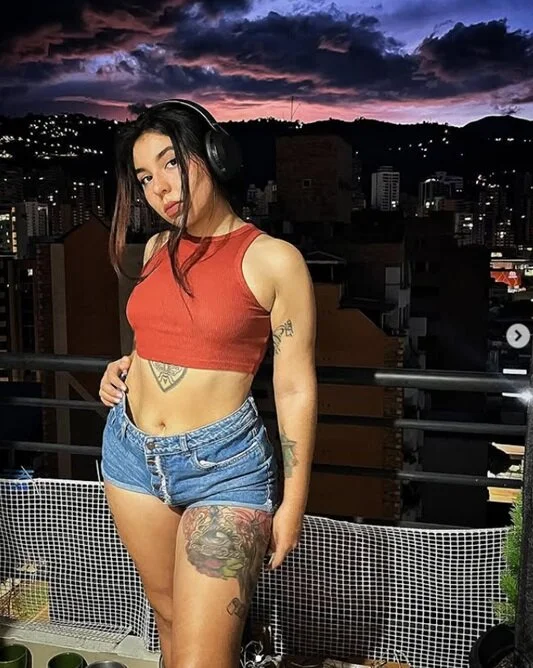 Offline chatovací místnost Jessi_monte