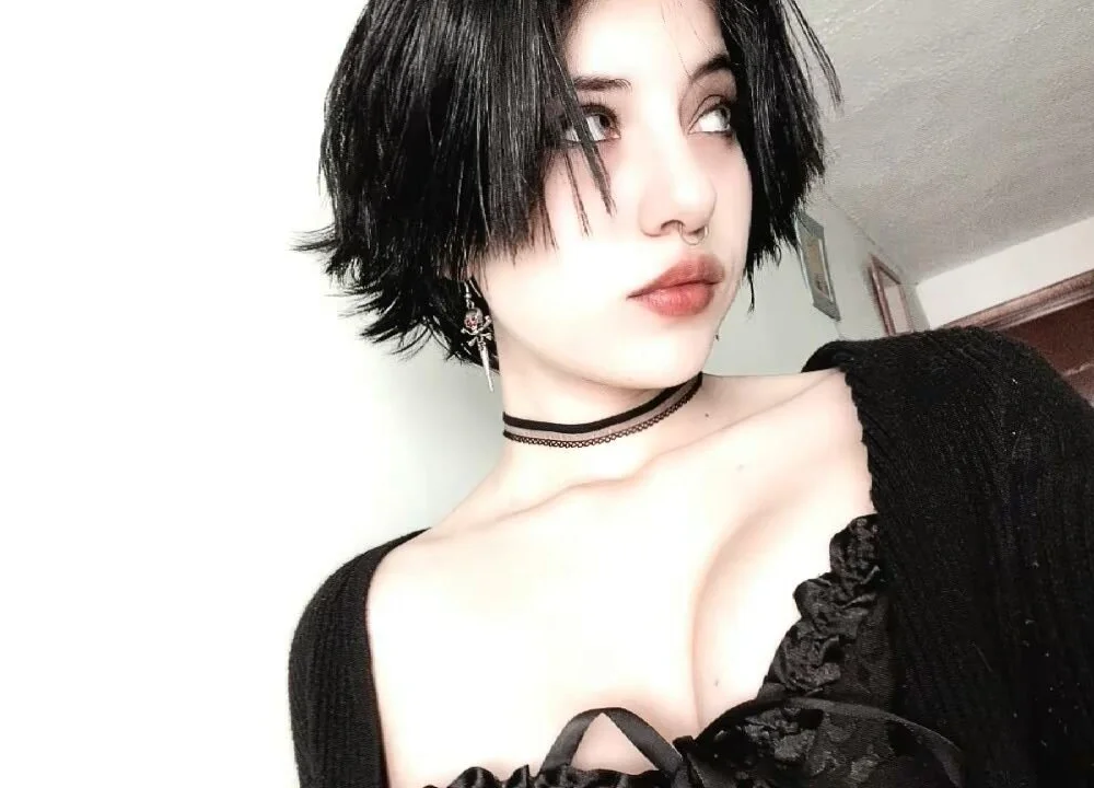 hazel_bloom's Offline Chat Room