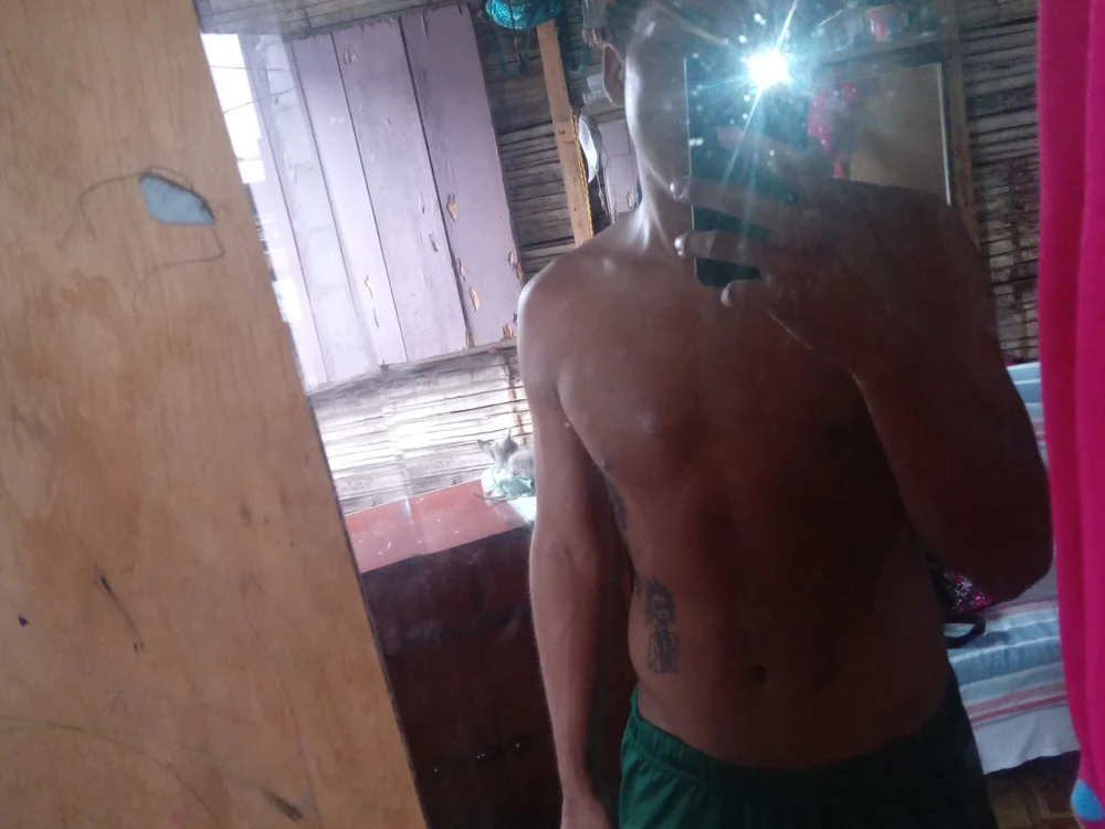 Exequiiel_06 offline chatrum