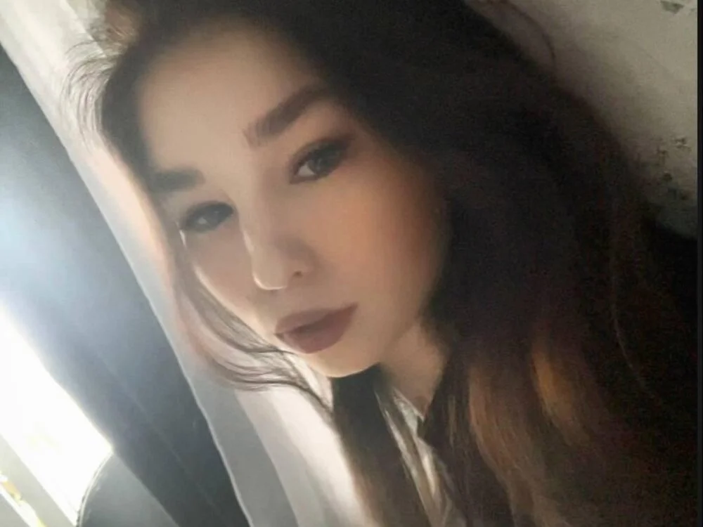 MonaHartell's Offline XXX Chat