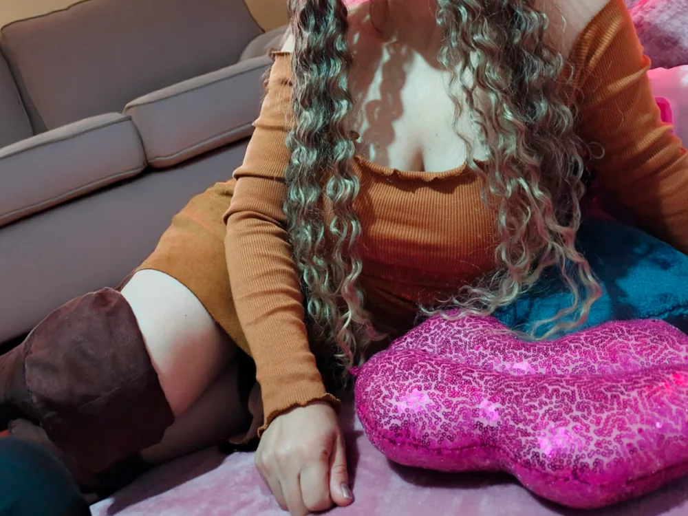 Daysi2012 離線 XXX 聊天