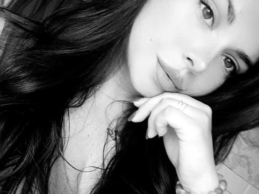 Candy_Cate's Offline XXX Chat