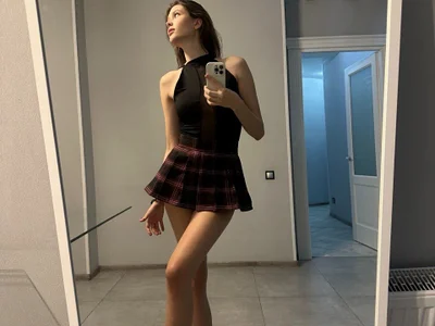 Olivia-Borgia - Girl 