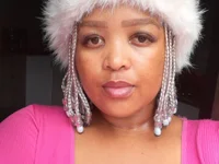 CurvyAfricanGoddess1's Offline XXX Chat