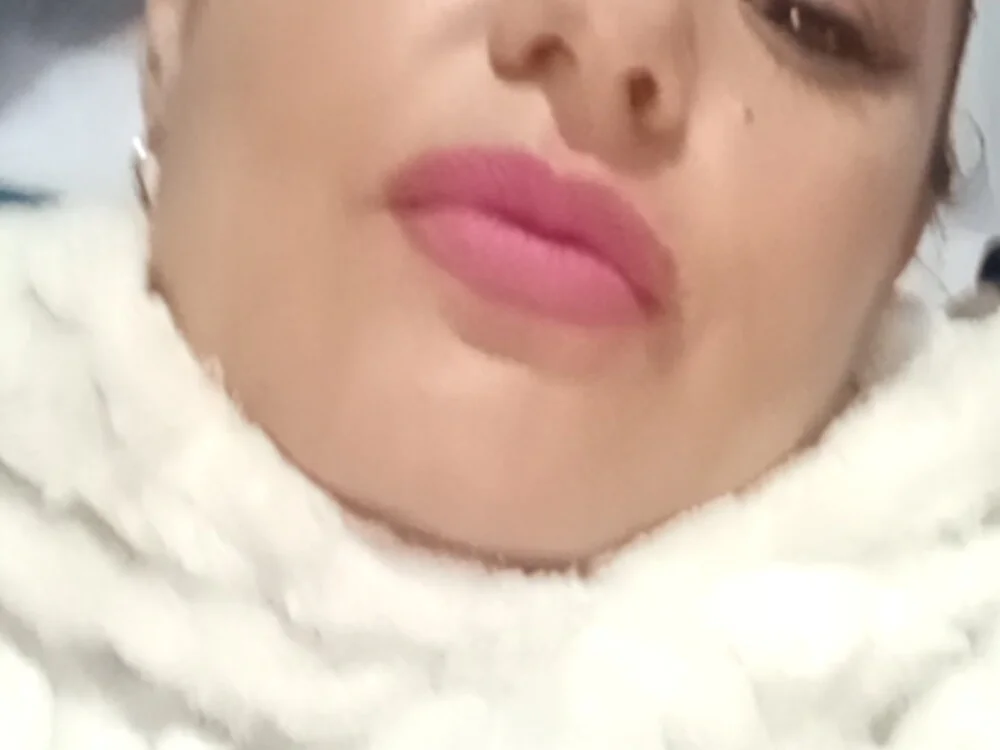 Emily0215 Chat XXX Ngoại tuyến