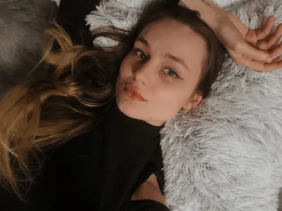 Lovelisse - Girl 
