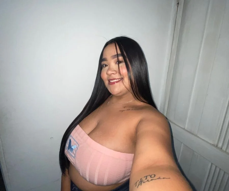 renatarussel's Offline Chat Room