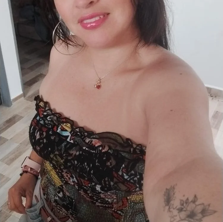 Amara_luxe's Offline XXX Chat