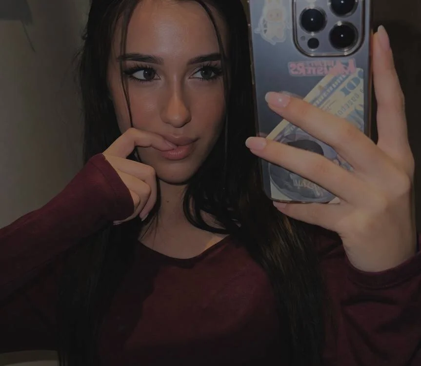 AmaliaPhillians' Offline XXX Chat