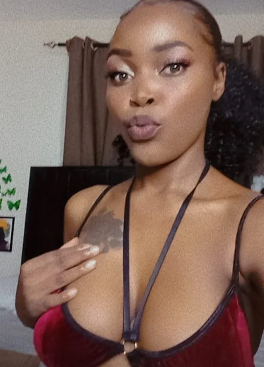 Chocolate-Caramel's Offline XXX Chat