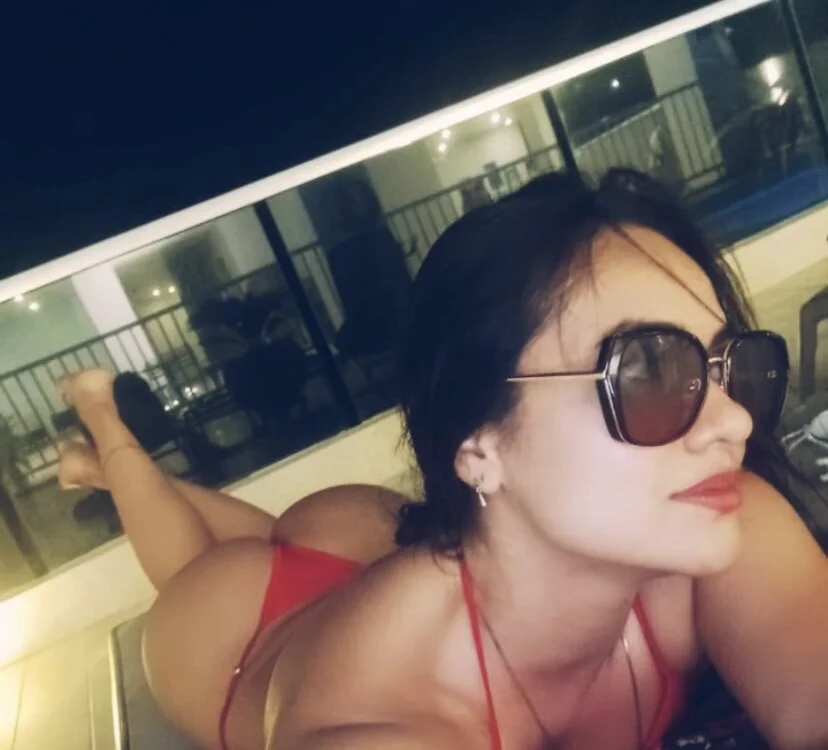 Soy_Nicole offline chatrum