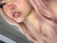 Ahri_Elderwood élő XXX-chatje