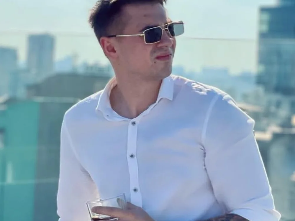 1CandyBoy Offline XXX Chat