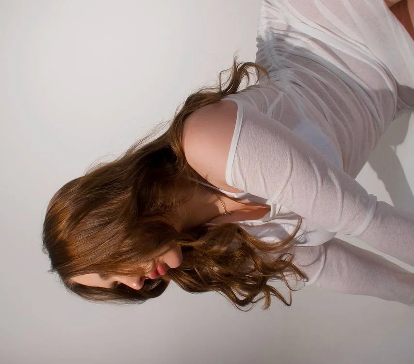 AliceBloomxxx Offline XXX-Chat