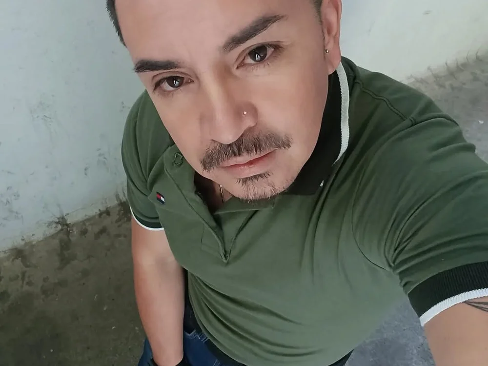 leithobellaizan Obrolan XXX Offline