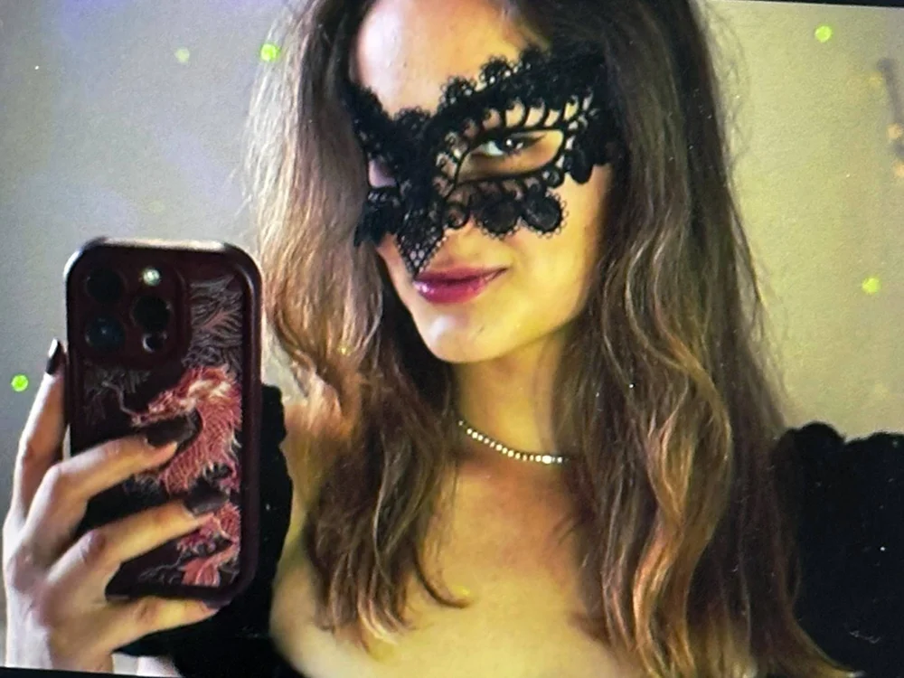 Eveprincess23's Offline Chat Room