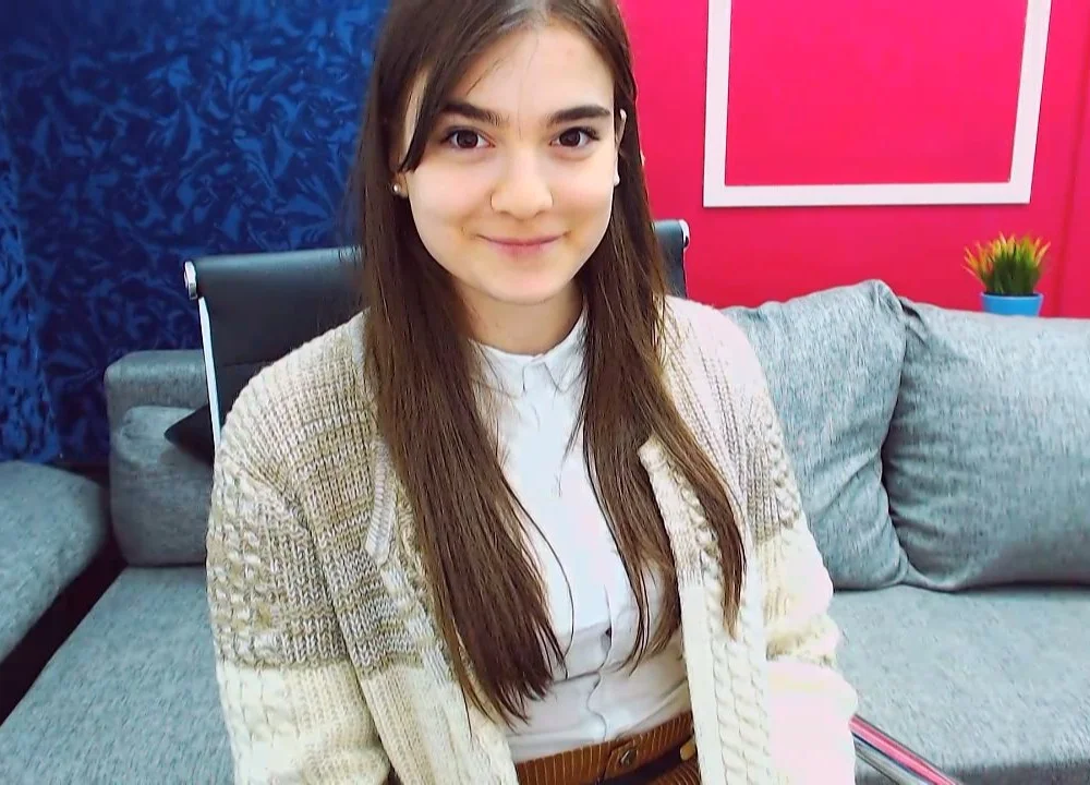 TessaAdams' Offline Chat Room