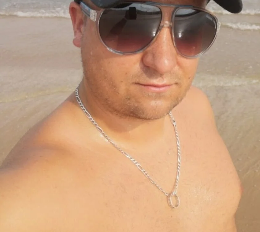 HornyJohny86@xh offline chatrum