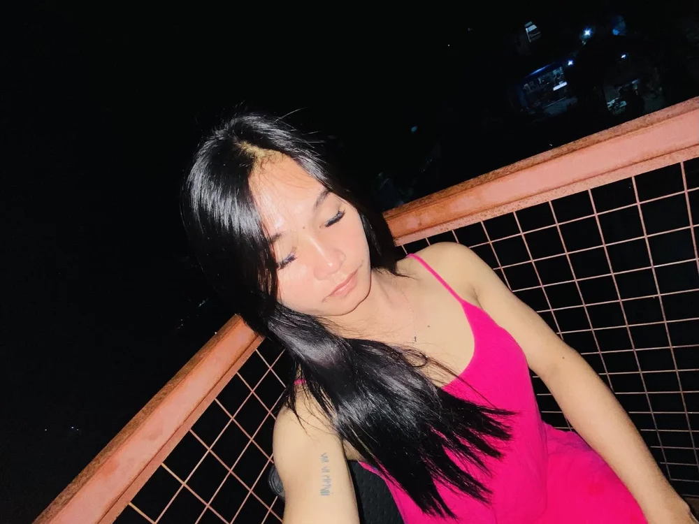 Hottest_Nicolee Chat XXX Ngoại tuyến