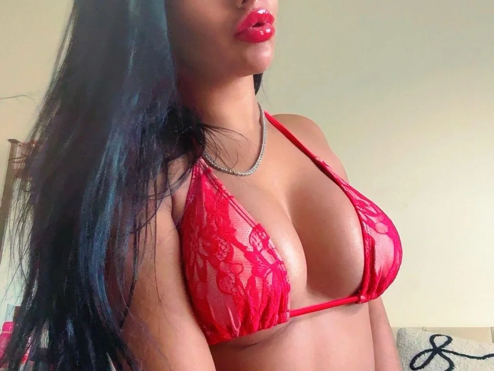 YourFavouriteSecretx Adlı Modelin Çevrimdışı XXX Sohbeti