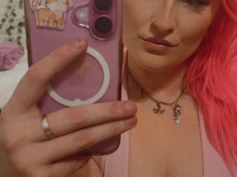 sexylexi7777 Obrolan XXX Offline