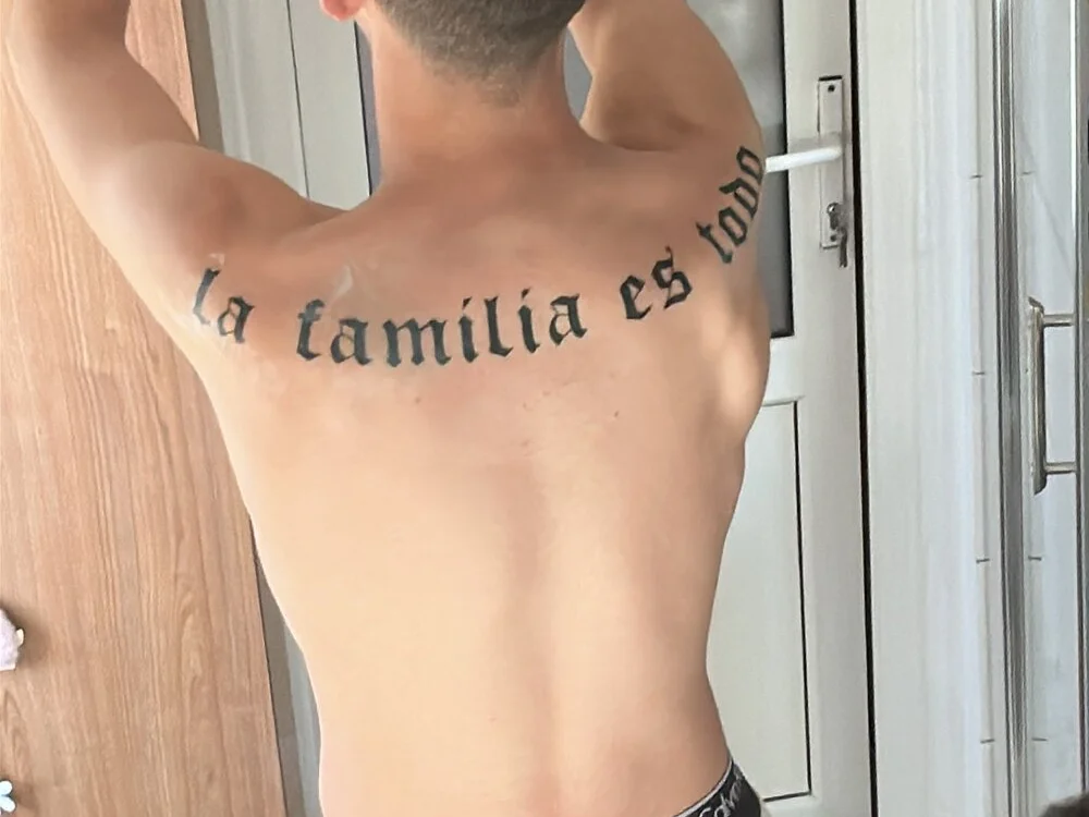 poka50698 Offline XXX Chat