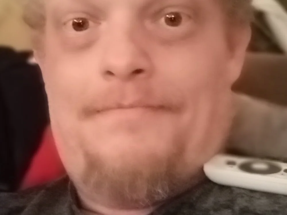 Basilp85's Offline Chat Room