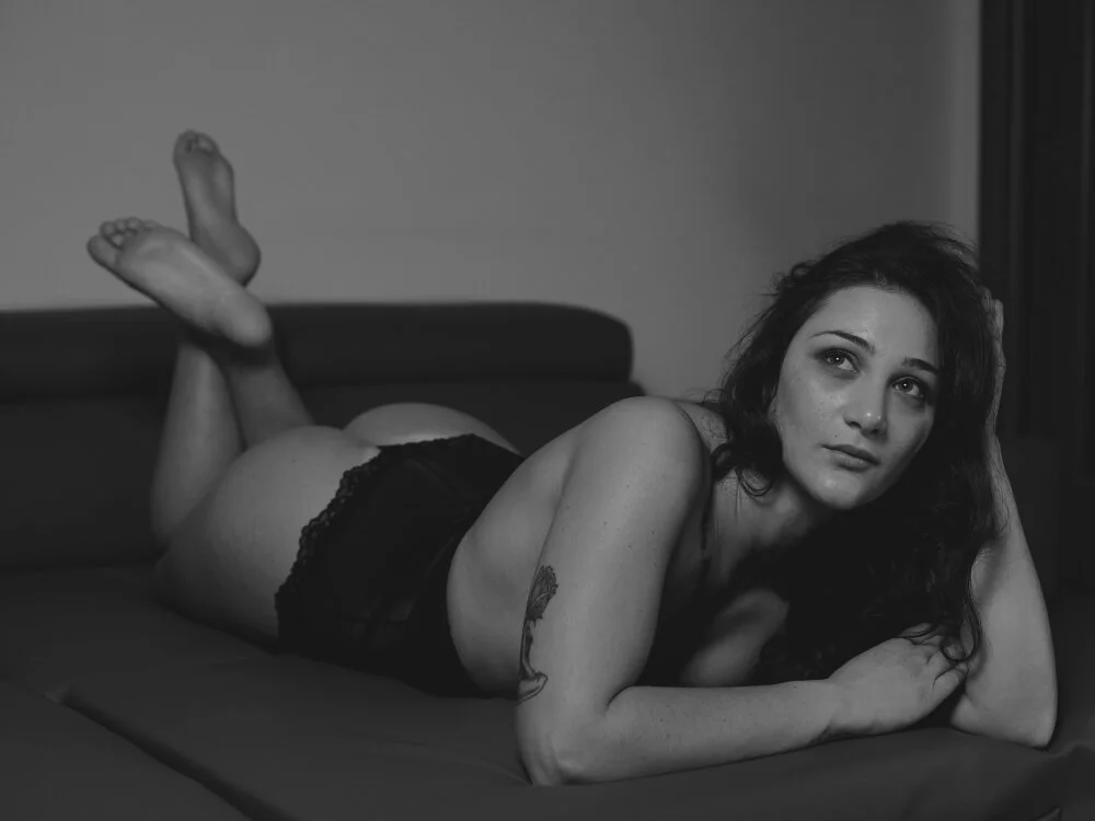 Tamil_flowergril Chat XXX offline