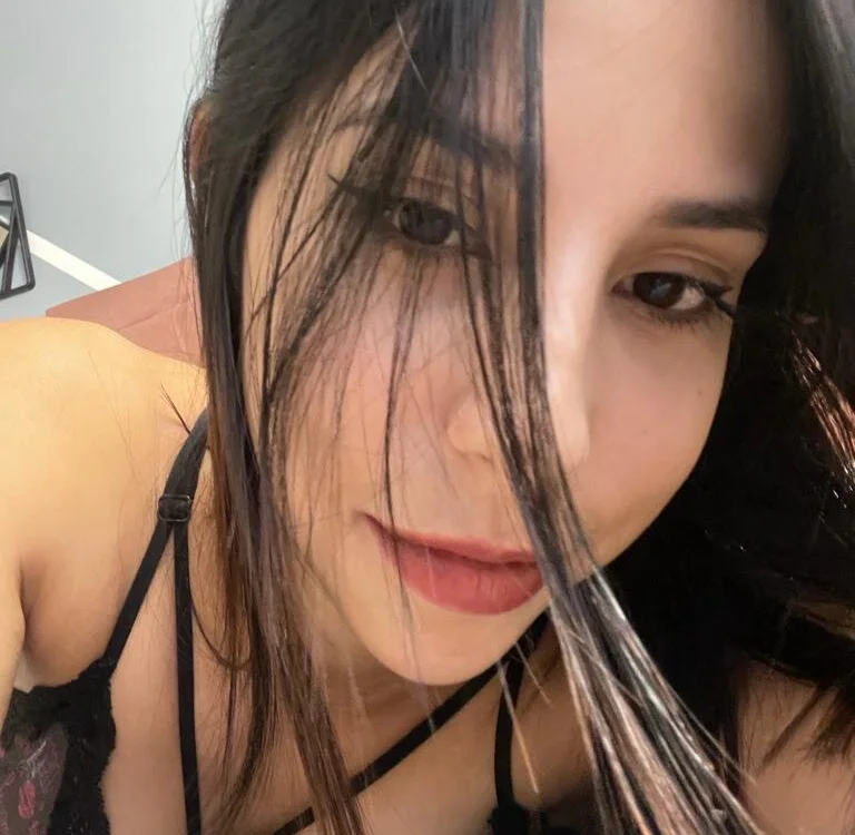 alexandra_fiore's most recent online preview