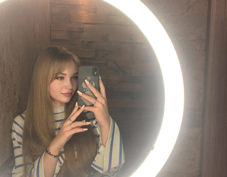 KaroLinaVibe's Offline XXX Chat