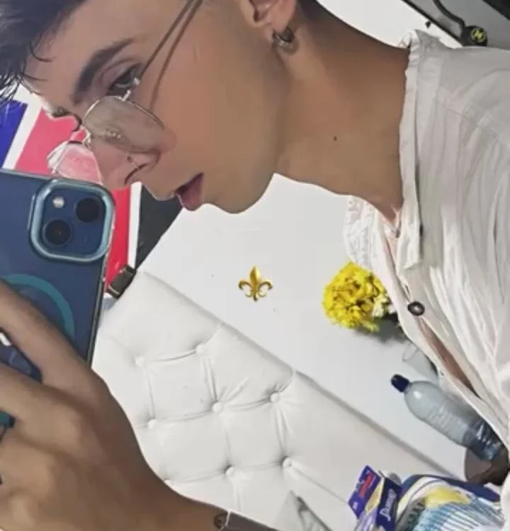 Peter_tay Offline XXX Chat