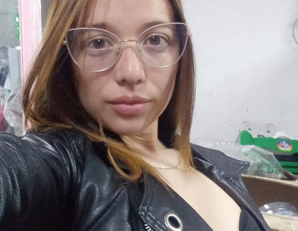 Valeryy_rosse69's Offline XXX Chat