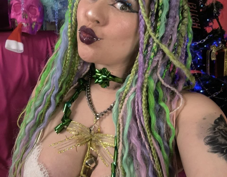 Offline XXX chat modela Neon_Baddie