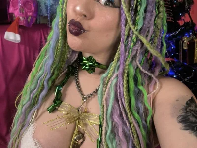 Neon_Baddie - Girl 