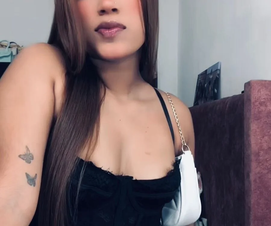 Gretchen_Waldman cam model