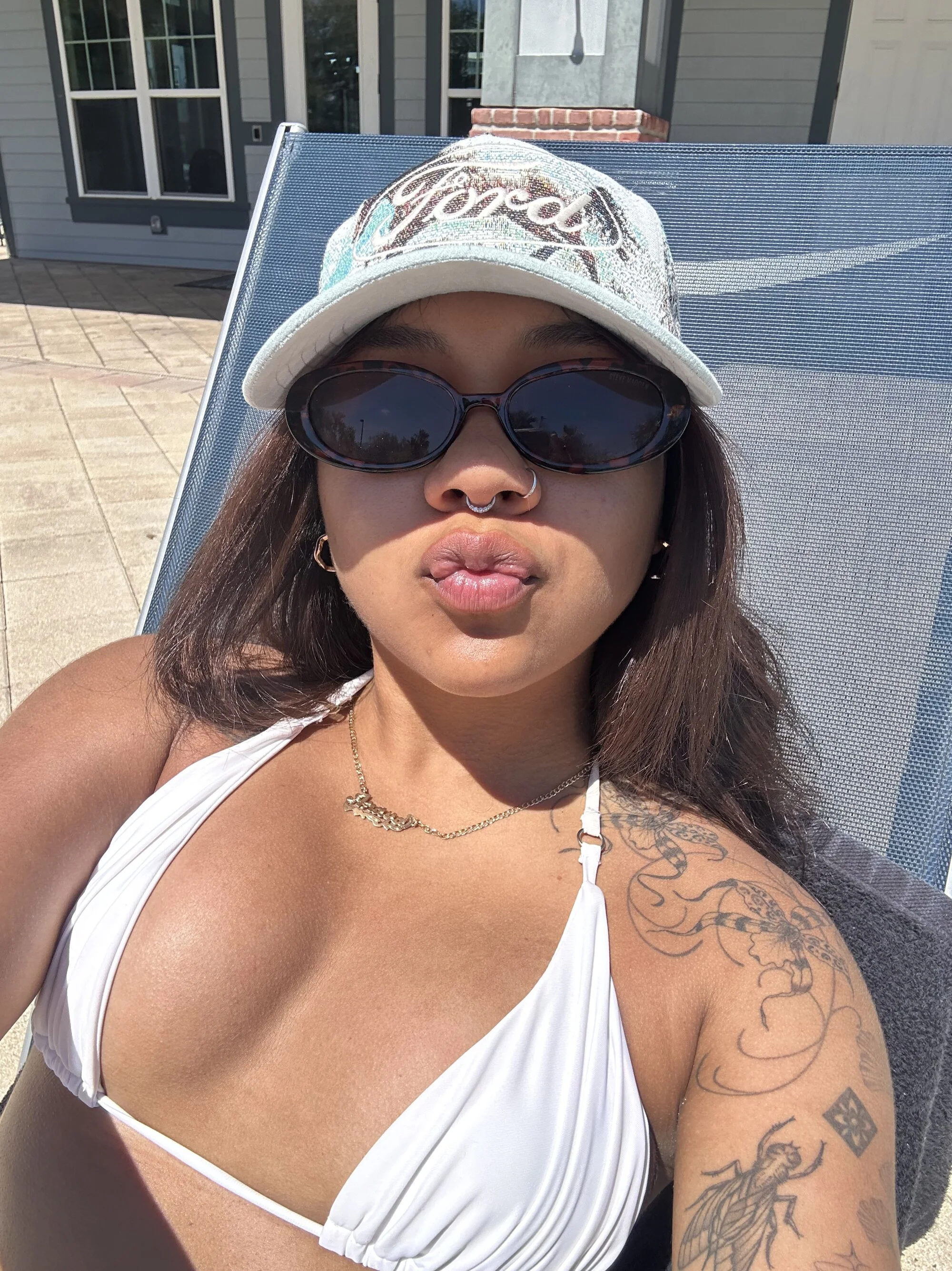 Nikitalove__ cover photo