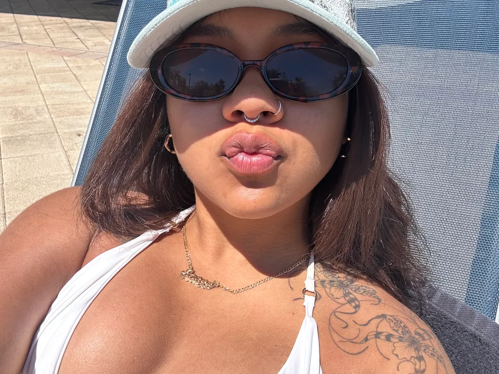 Nikitalove__ offline XXX-chat