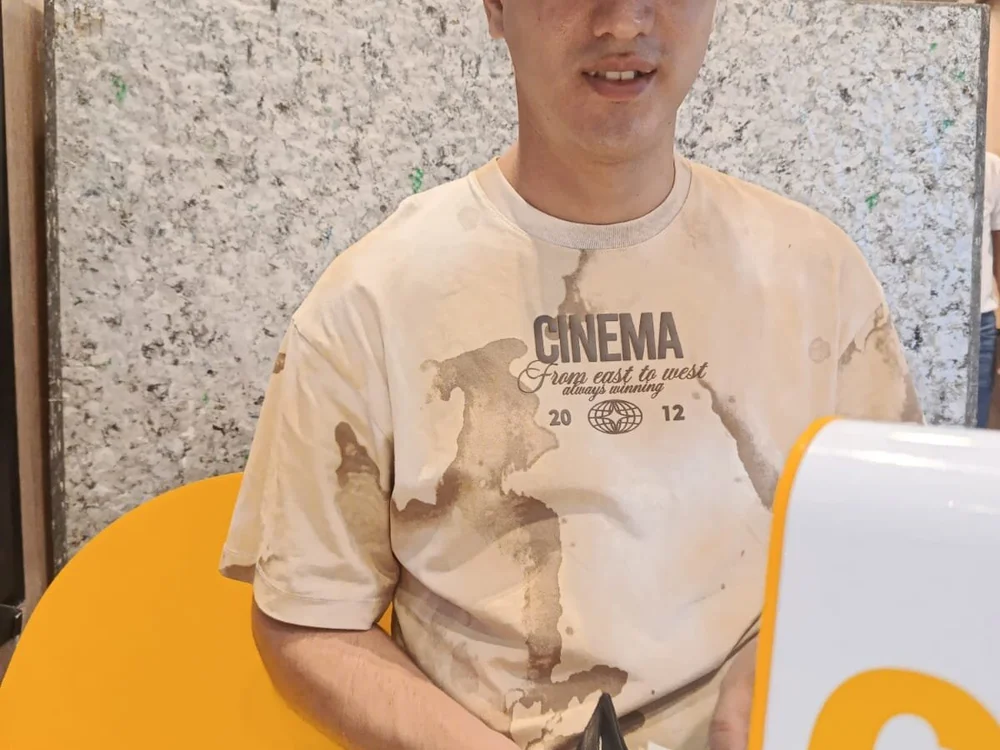 Yone03's Offline Chat Room