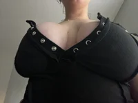 twitchyrose
