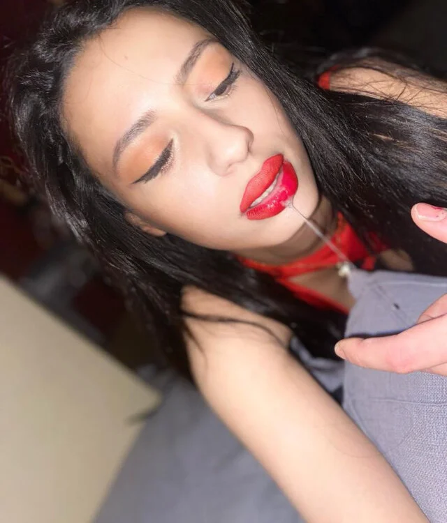 LunitaDollz's Offline XXX Chat