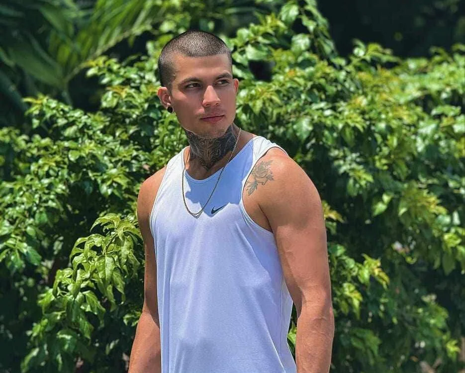 Offline XXX chat ElonExclusi