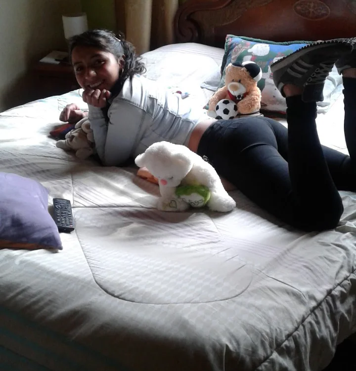 keyla_danielaa offline chatrum