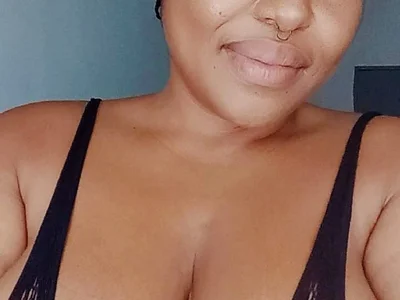 Katie_lips: офлайн-секс-чат