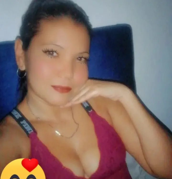 Pamela_Lewis_ অফলাইন XXX চ্যাট