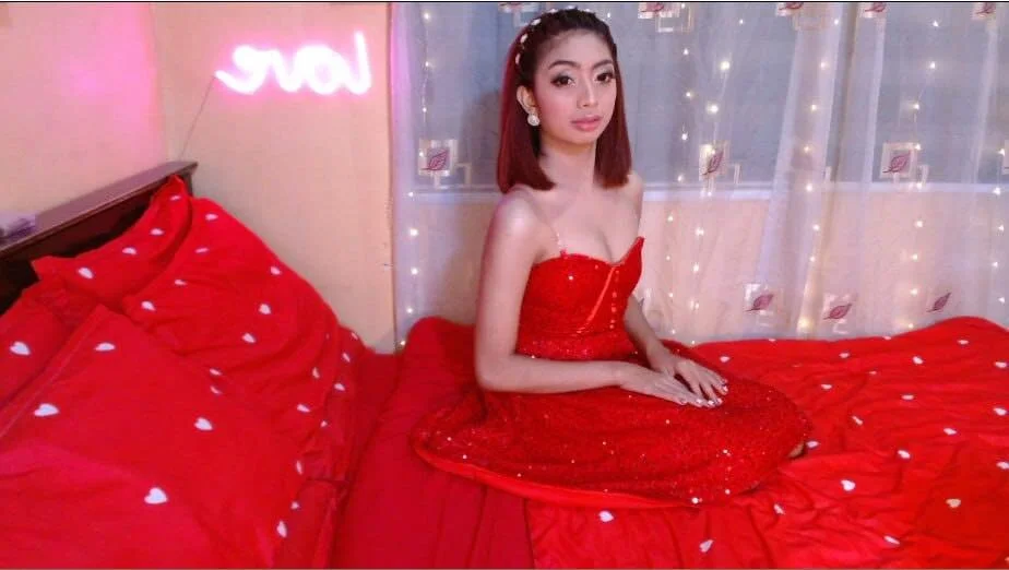 PrettyMae20 離線 XXX 聊天