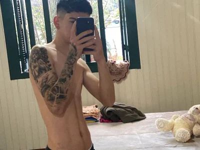 Paulo-1- Male Hd Webcam Nude