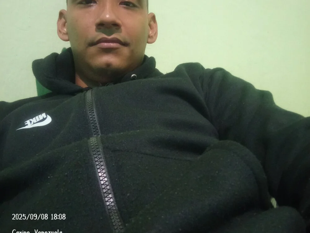 Yormanenn Offline XXX chat